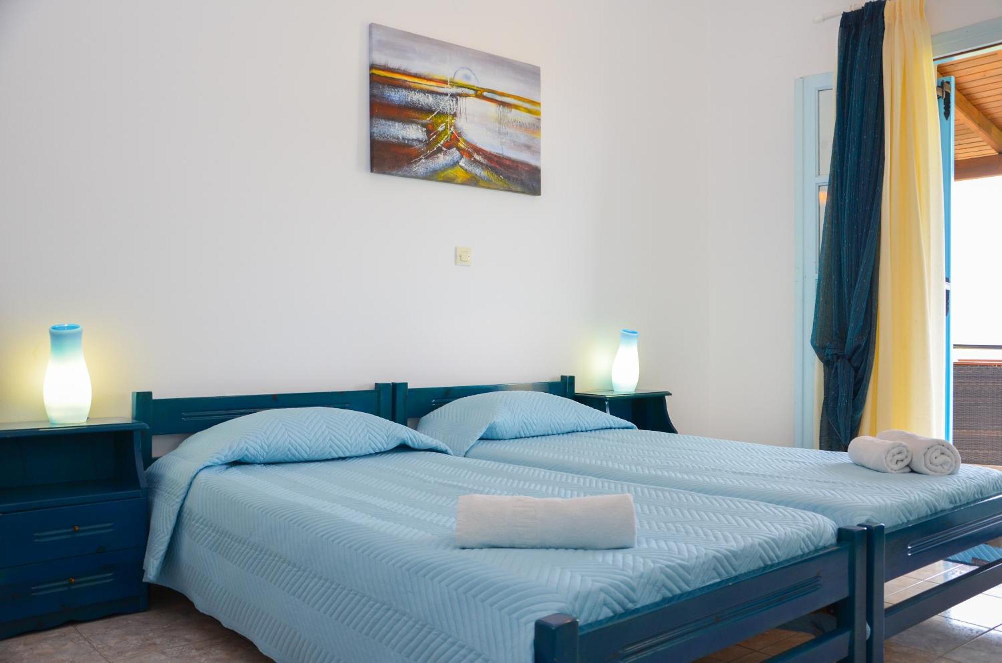 Hotel Dina - Ξενοδοχείο Ντινα Plati  Room photo